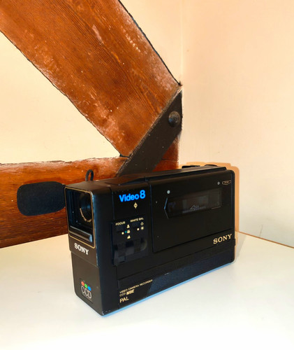 Sony ccd m8e - ccd-m8e, pal